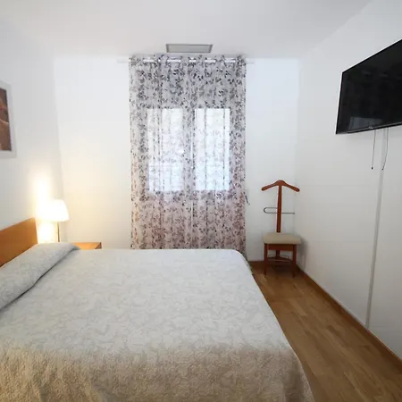 Valencia Bed & Breakfast *